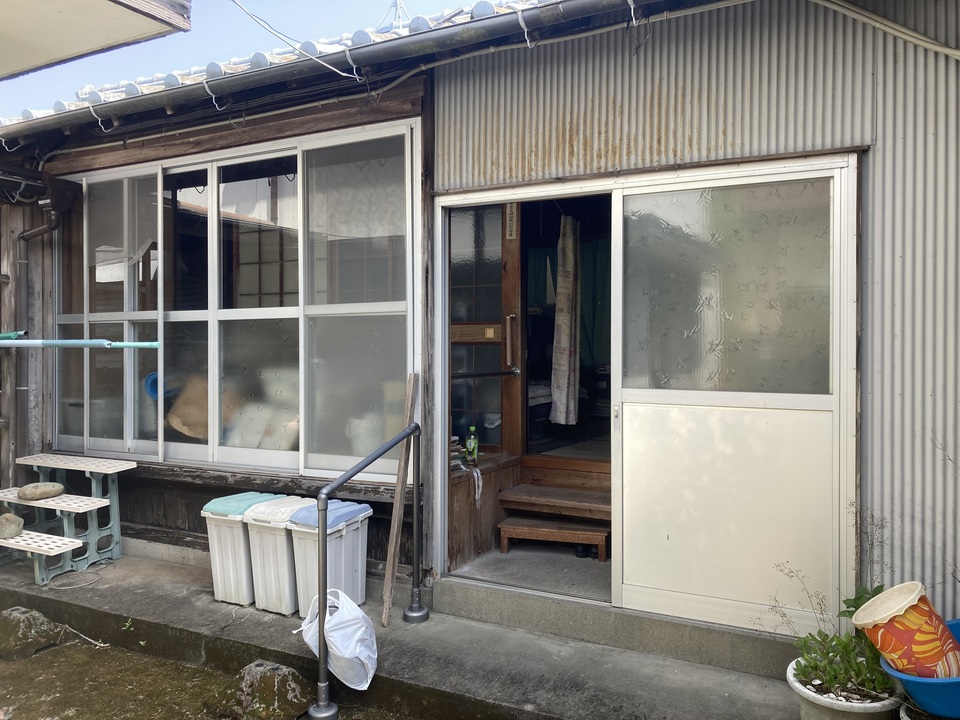 母屋玄関